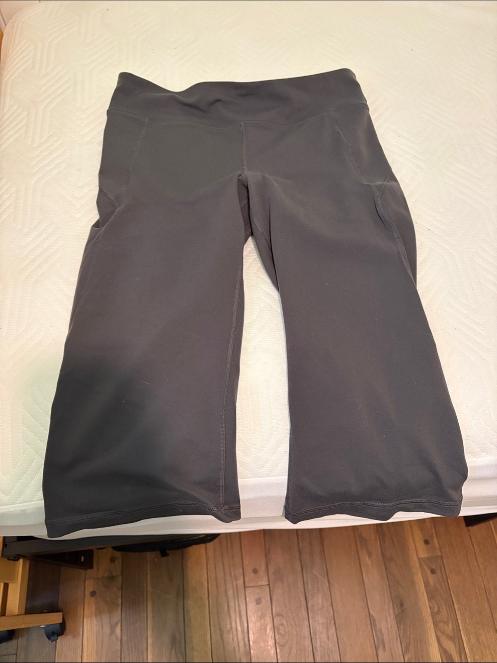 tek gear Dark Gray Capri Leggings with Wide Waistband